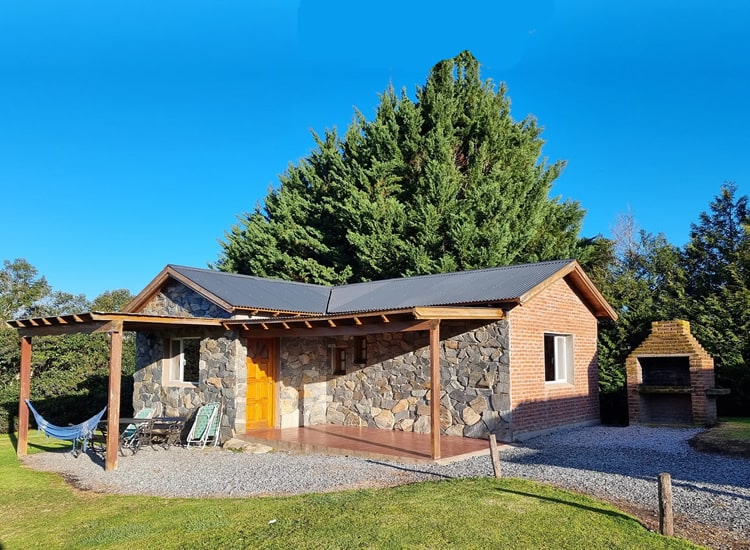 Dónde alojarse en Tandil: las mejores cabañas, domos y alojamientos originales entre sierras y bosque